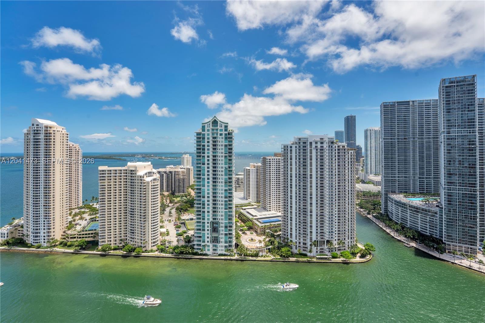 325 S Biscayne Boulevard 3921 Property Photo 17