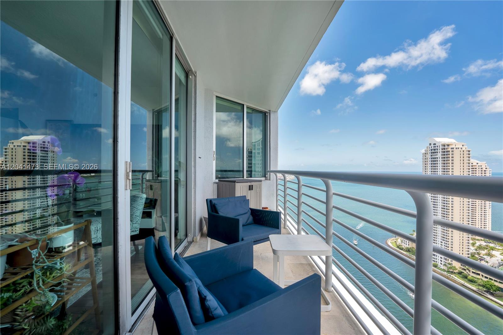 325 S Biscayne Boulevard 3921 Property Photo 18