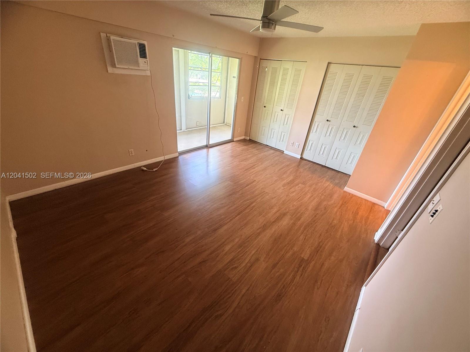 A12041502 Property Photo 6