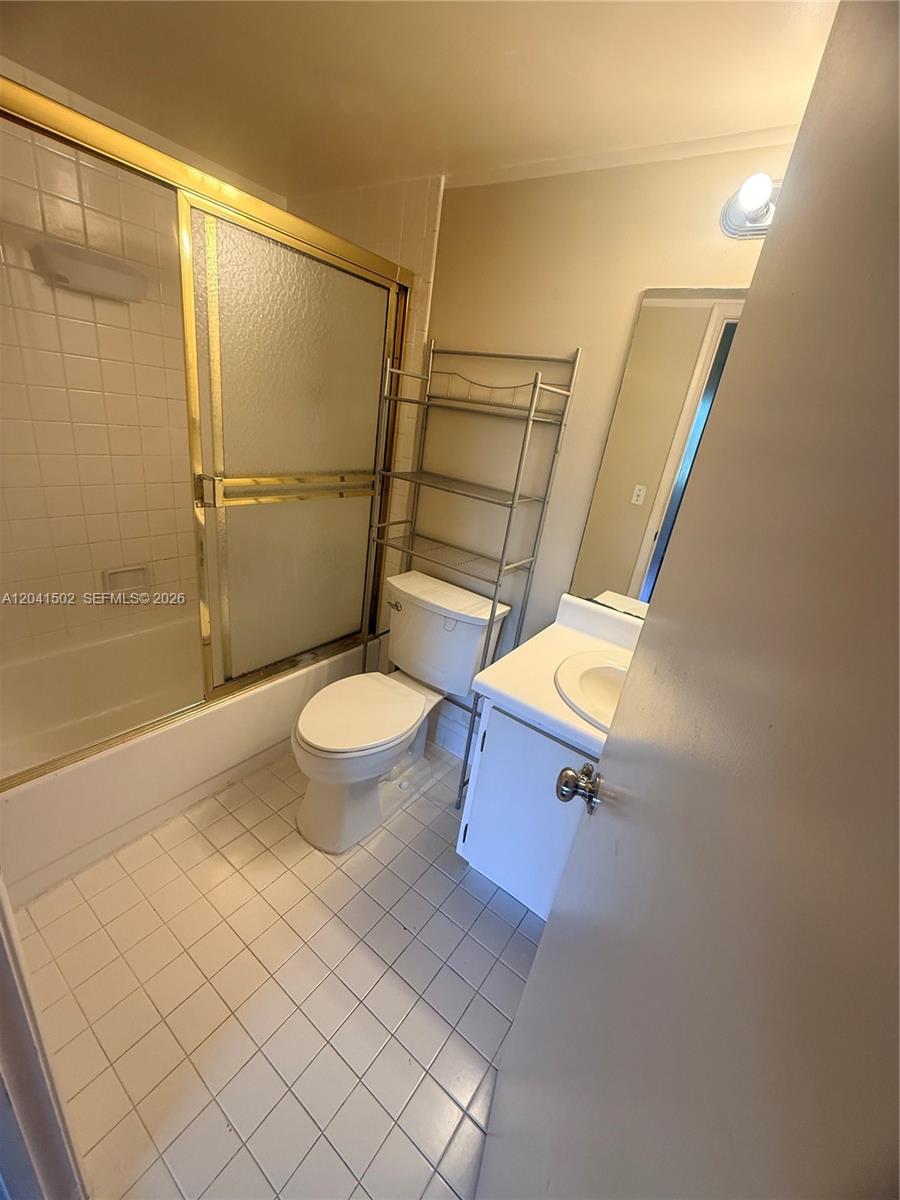 A12041502 Property Photo 8