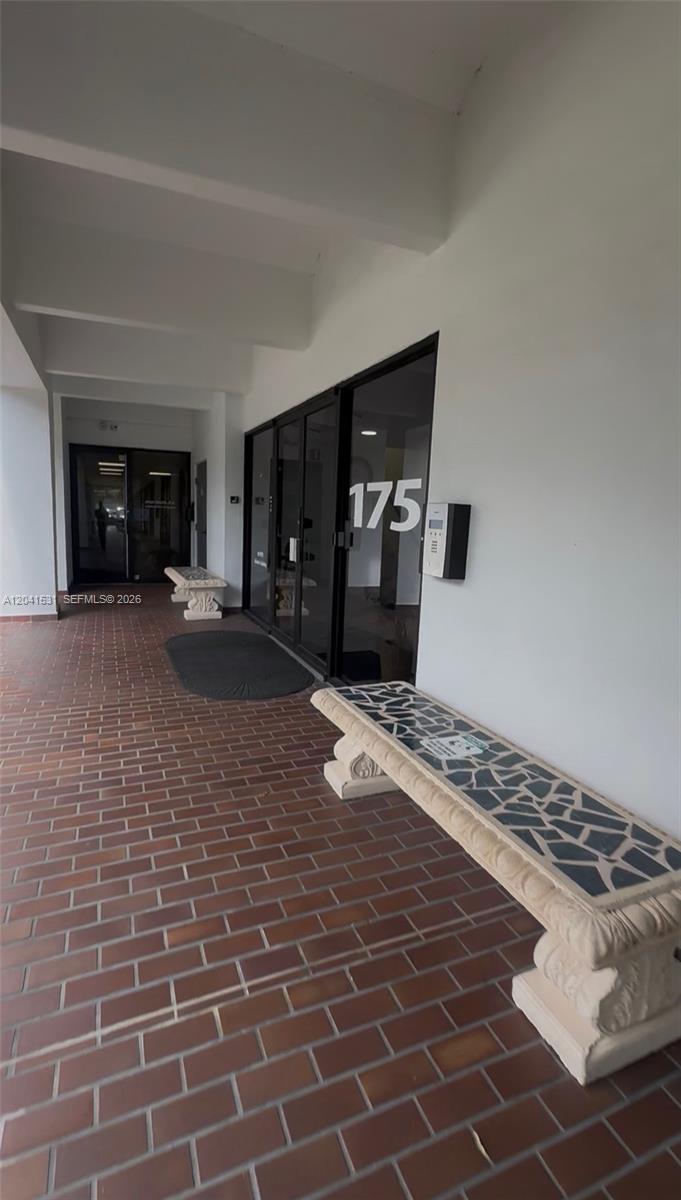 175 Fontainebleau Boulevard Property Photo 1