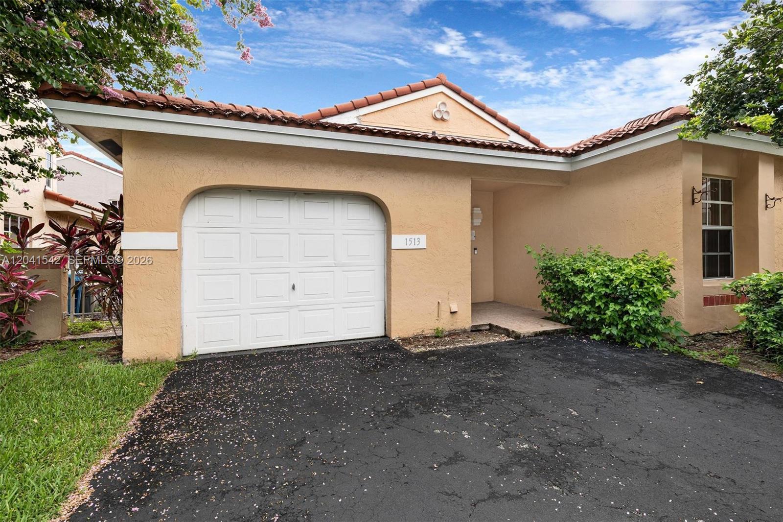 1513 Garden Road Property Photo 1