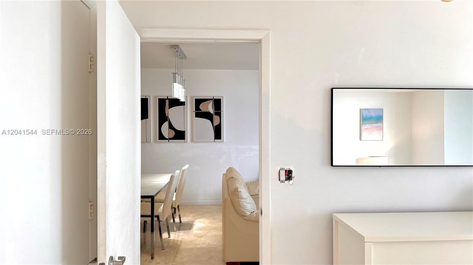 475 Brickell Avenue 2512 Property Photo 22