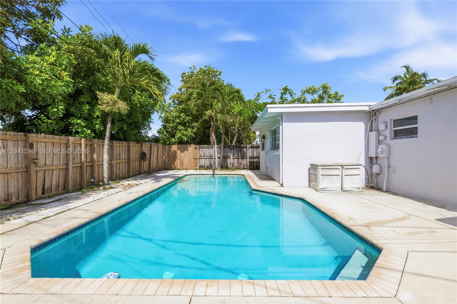 230 Nw 55th Street Property Photo 1