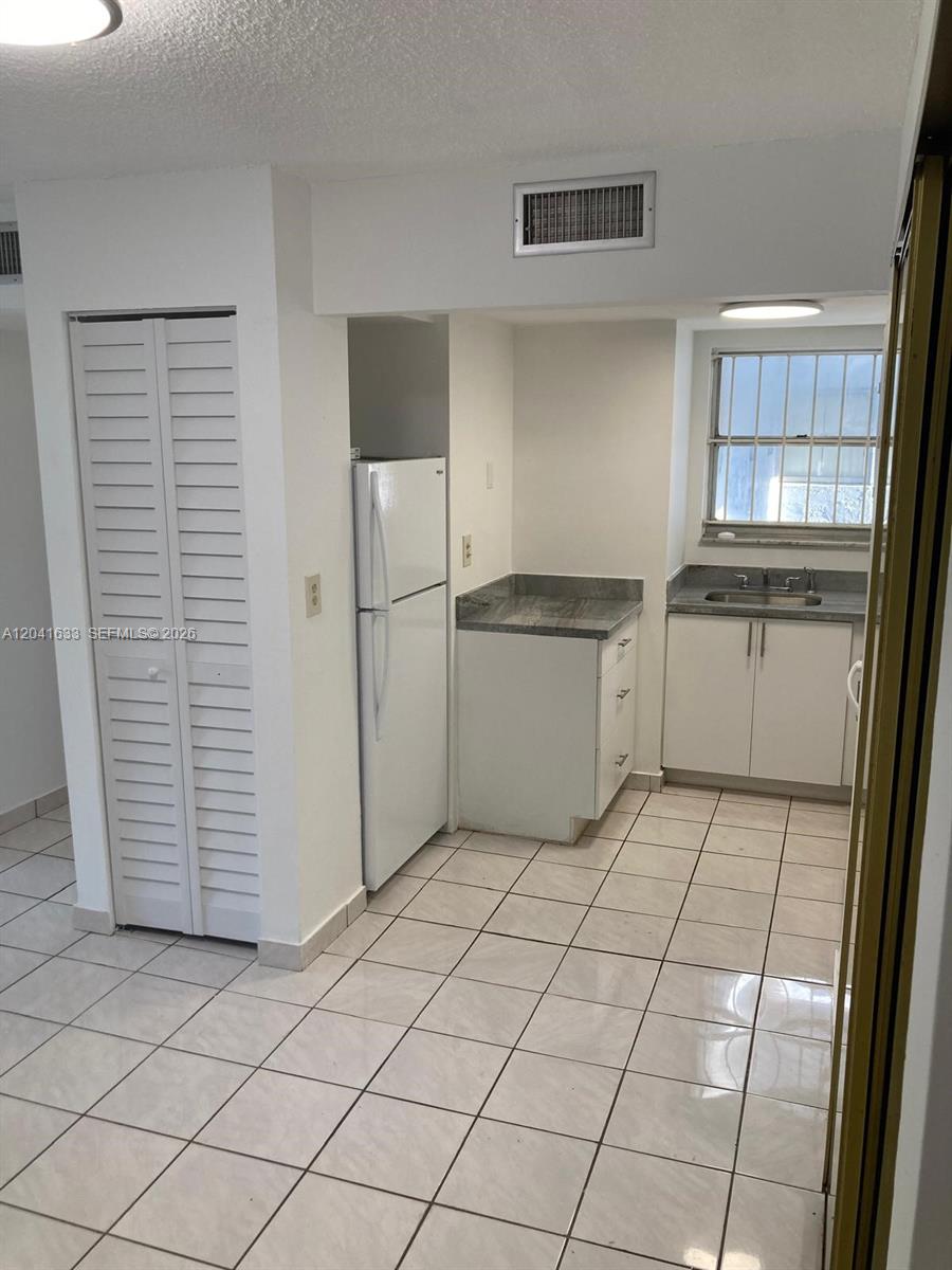 210 Fontainebleau Boulevard 306 Property Photo 16