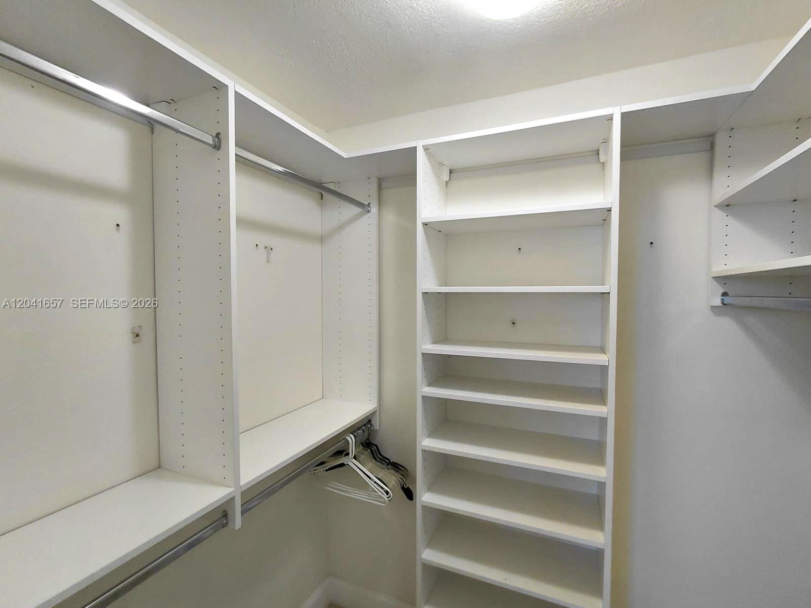 5701 Collins Avenue 619 Property Photo 21