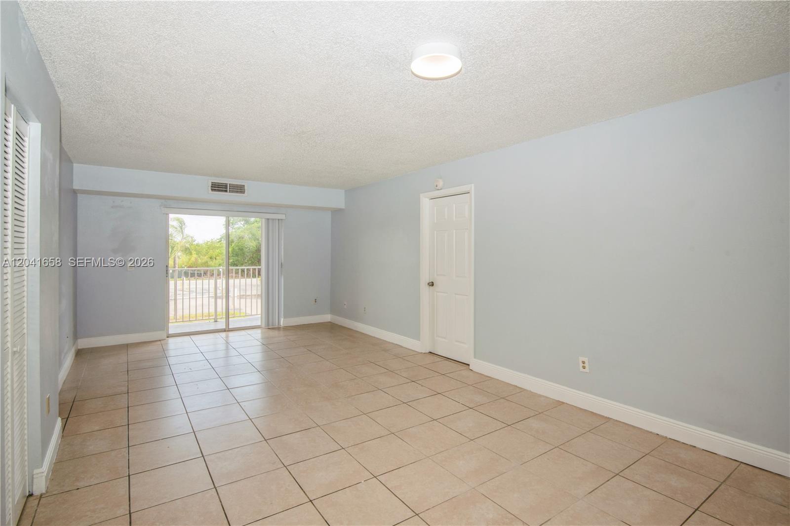 8200 Sw 210th Street 111 Property Photo 16