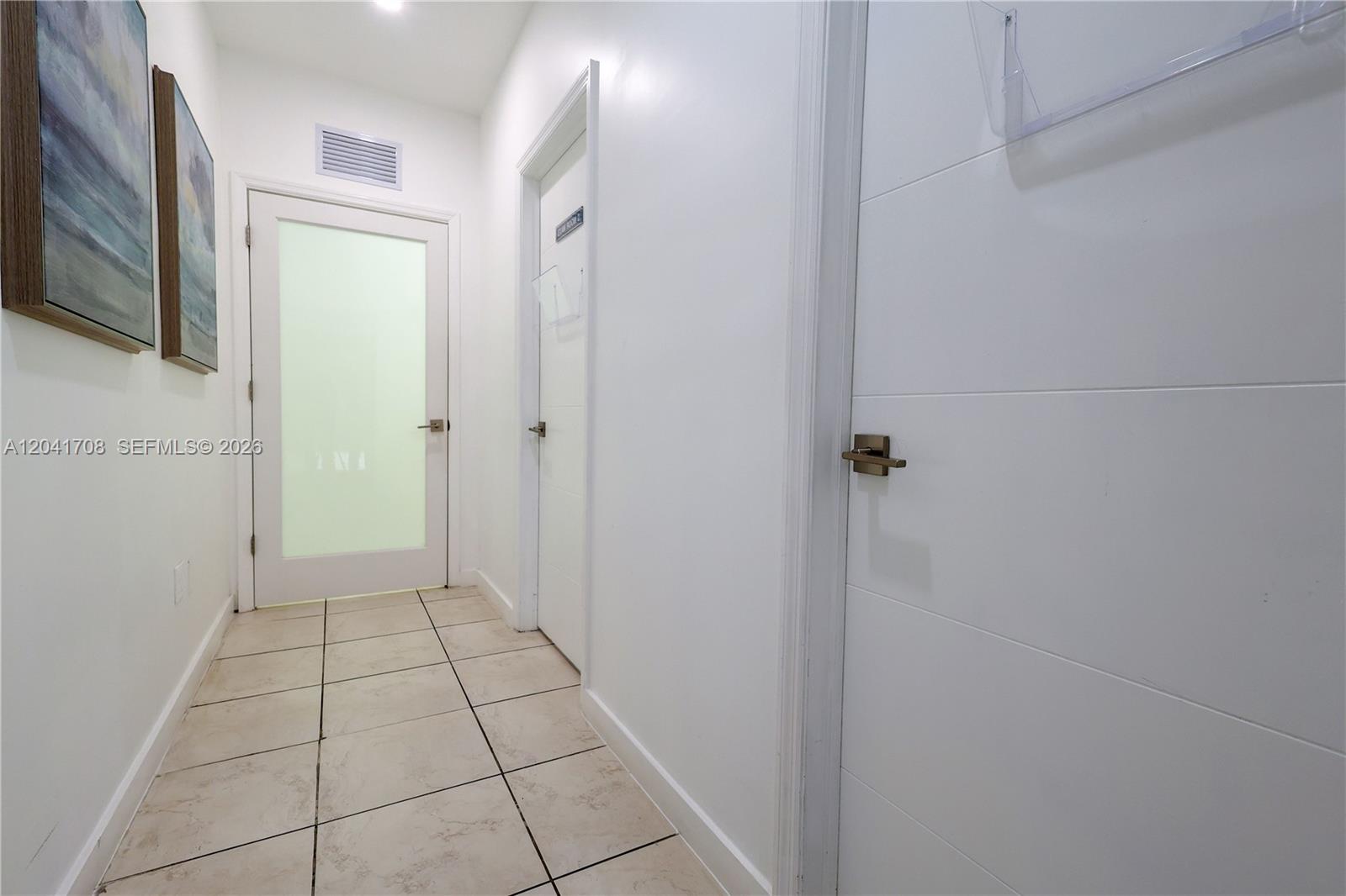8525 Sw 92nd Street 11b Property Photo 5