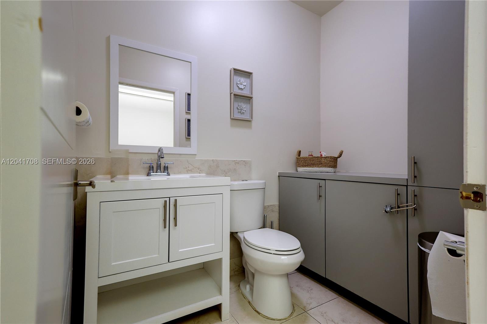 8525 Sw 92nd Street 11b Property Photo 10