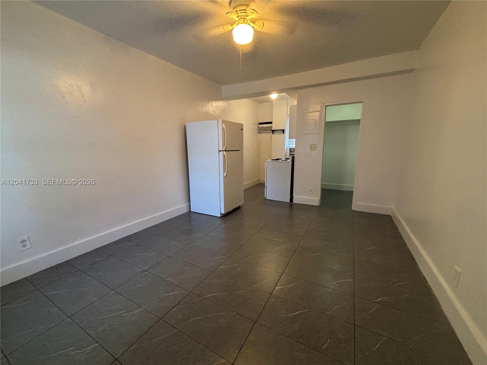 1843 Dewey Street 110 Property Photo 1