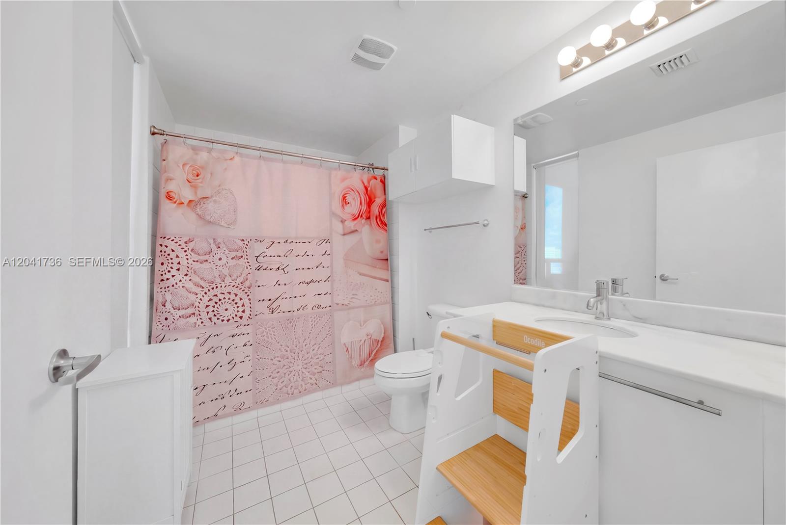 888 Biscayne Boulevard 2101 Property Photo 16