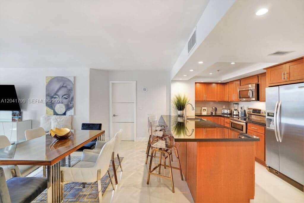1717 N Bayshore Drive A-2056 Property Photo 6