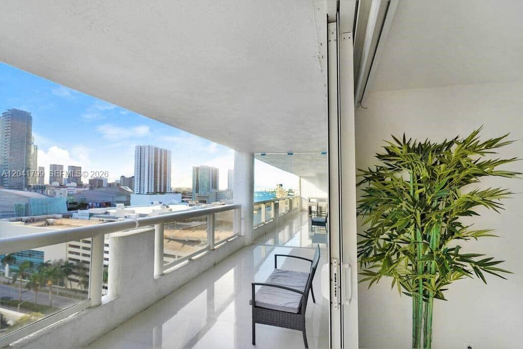 1717 N Bayshore Drive A-2056 Property Photo 12