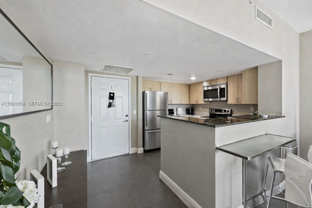 3000 Coral Way 416 Property Photo 5