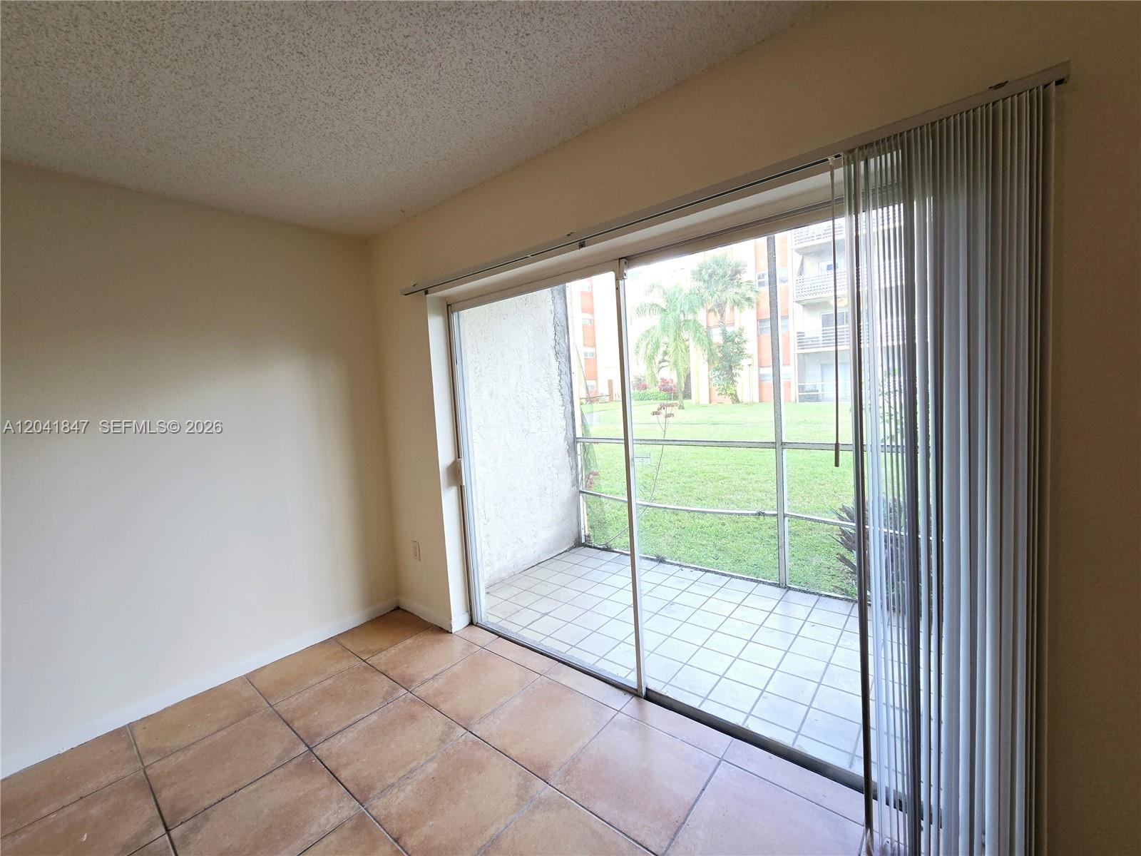 3600 Nw 21st Street 103 Property Photo 3