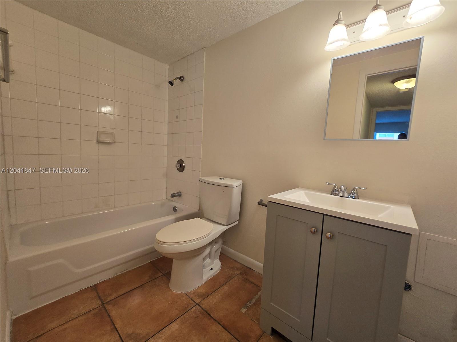 3600 Nw 21st Street 103 Property Photo 16
