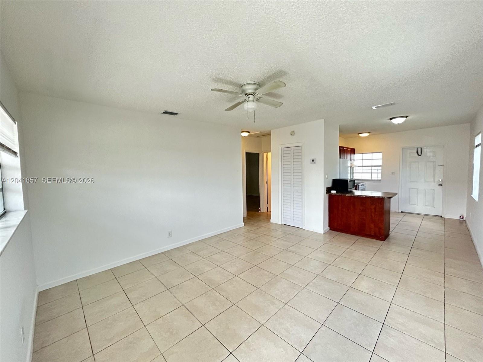 990 Phippen Waiters Road Property Photo 4