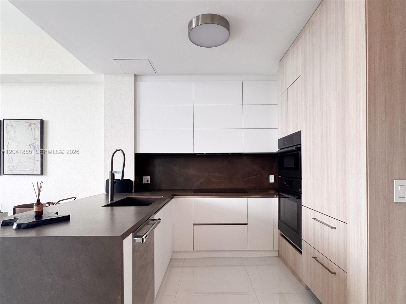 950 Brickell Bay Drive 5608 Property Photo 7