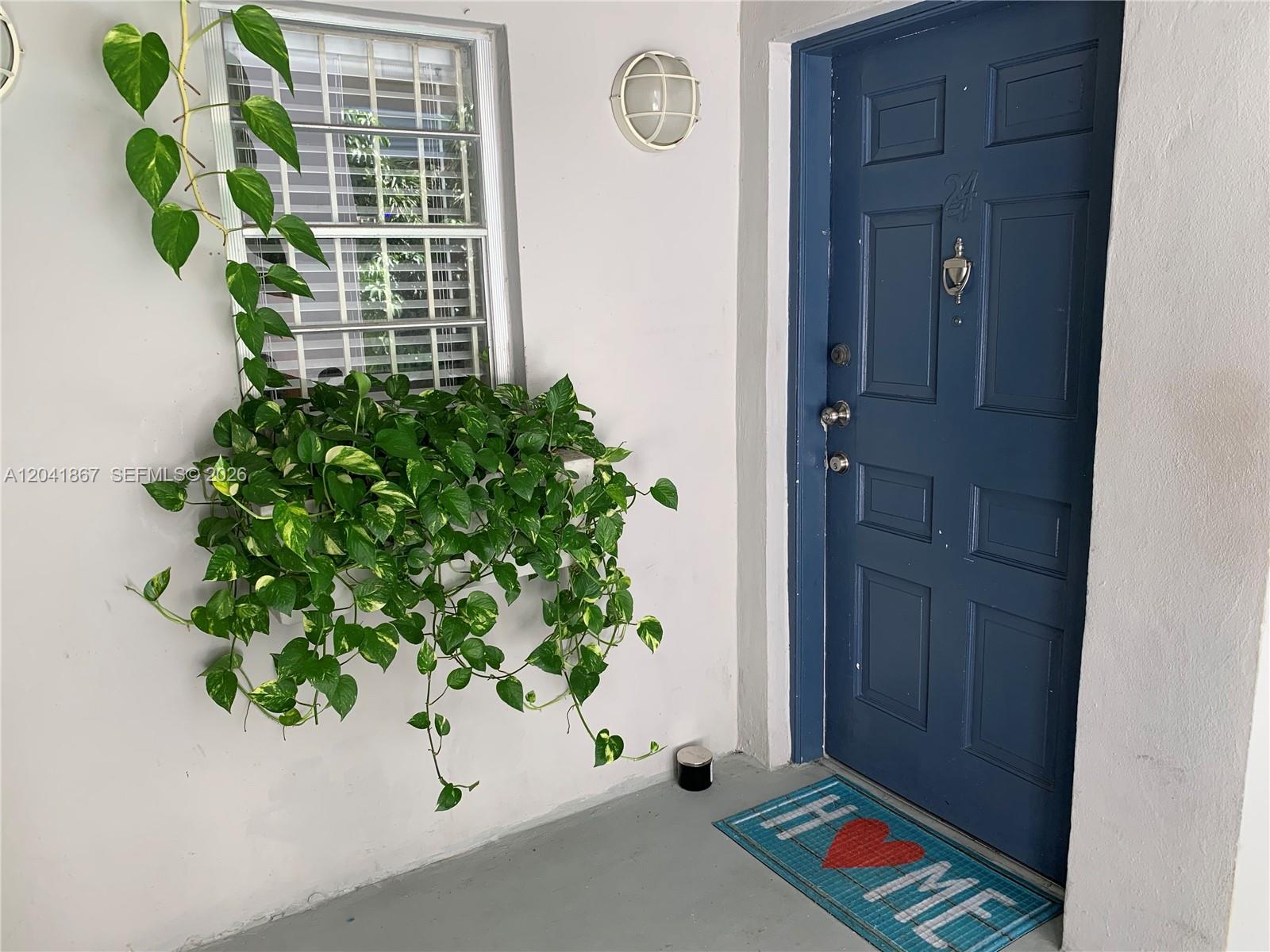 130 Mendoza Avenue 33 Property Photo 12