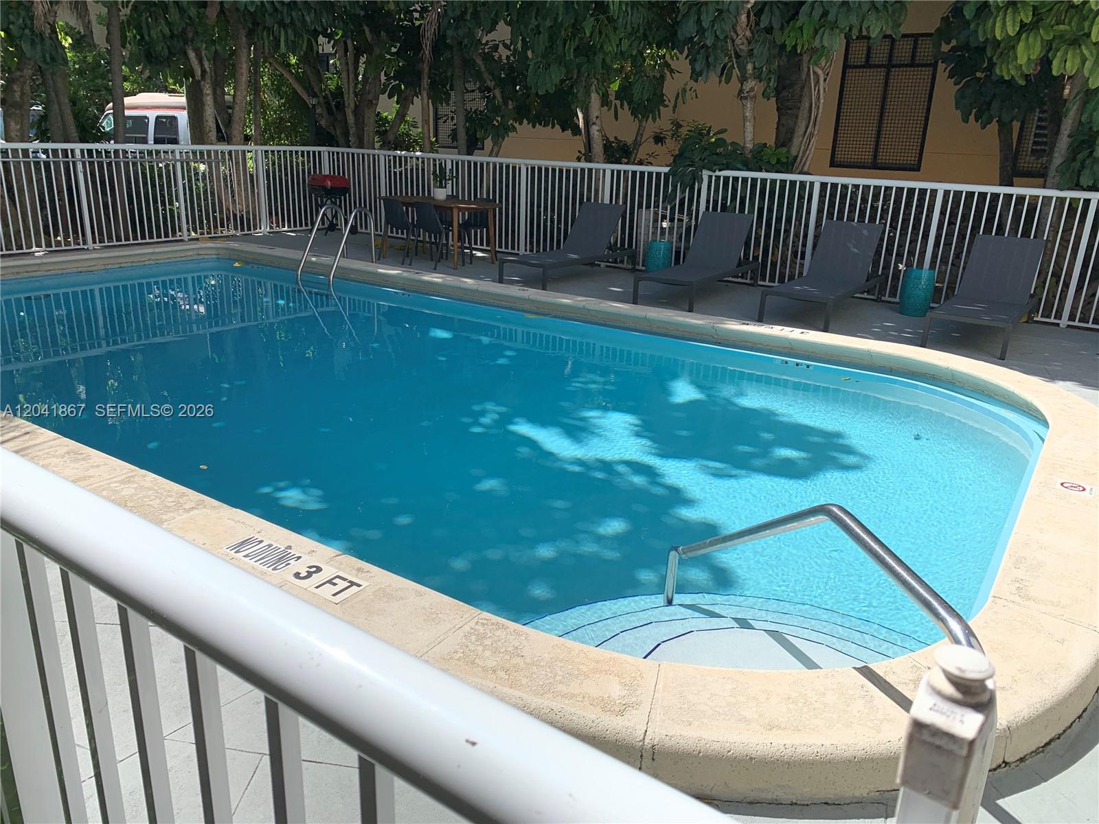 130 Mendoza Avenue 33 Property Photo 16