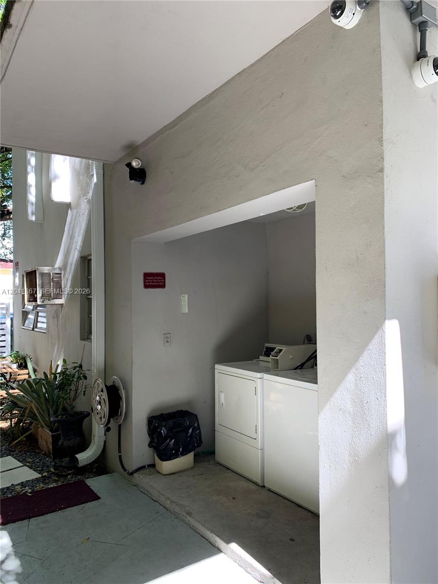 130 Mendoza Avenue 33 Property Photo 25