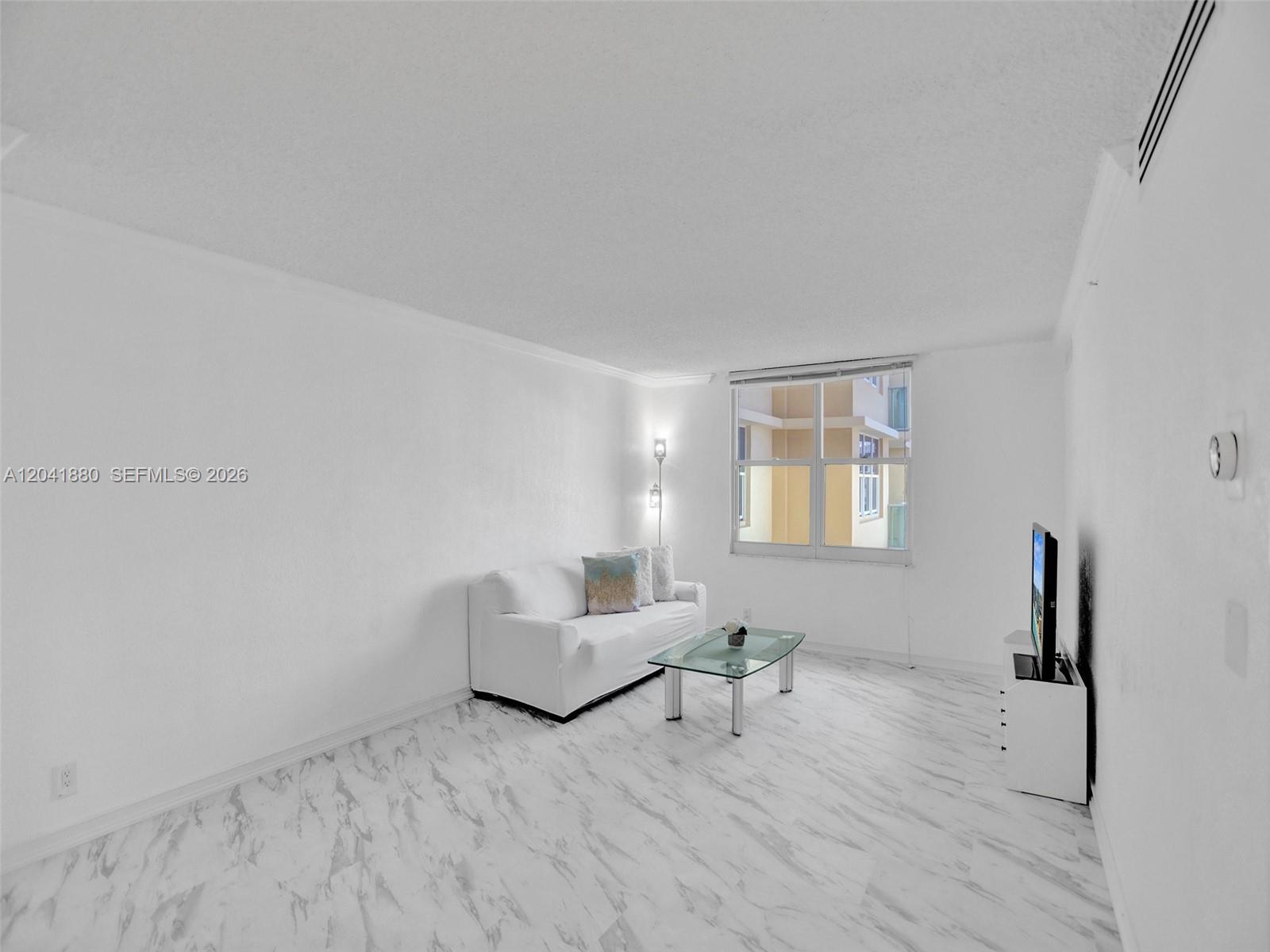 2501 S Ocean Drive 1633 (available Now) Property Photo 4