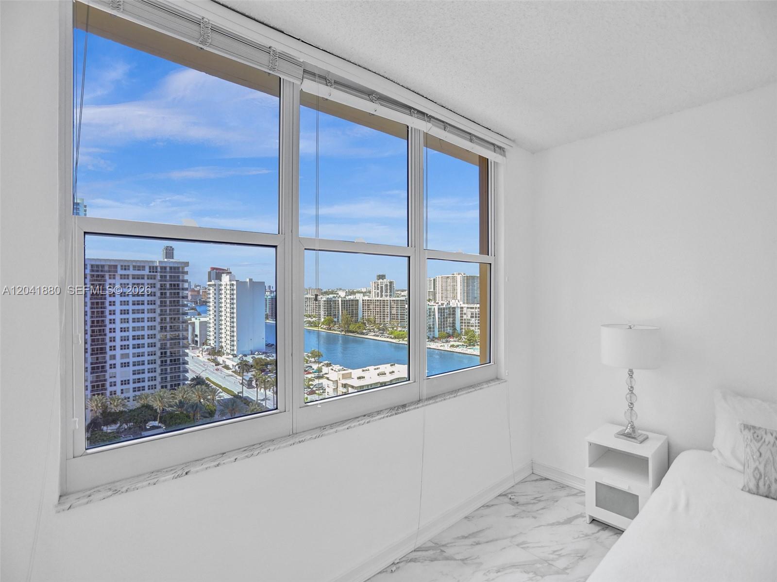 2501 S Ocean Drive 1633 (available Now) Property Photo 13