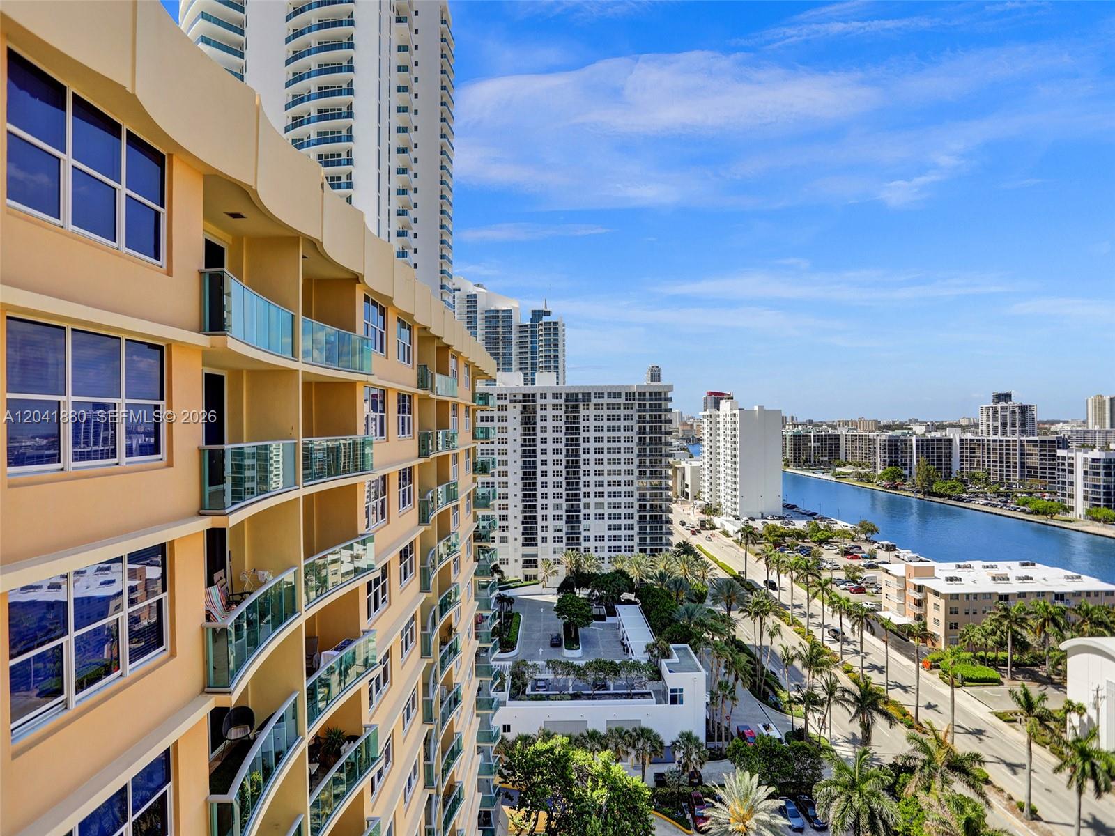 2501 S Ocean Drive 1633 (available Now) Property Photo 15