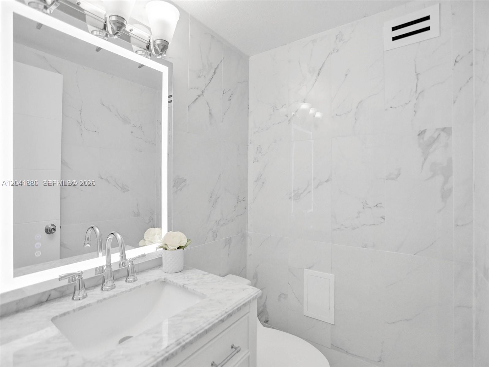 2501 S Ocean Drive 1633 (available Now) Property Photo 18