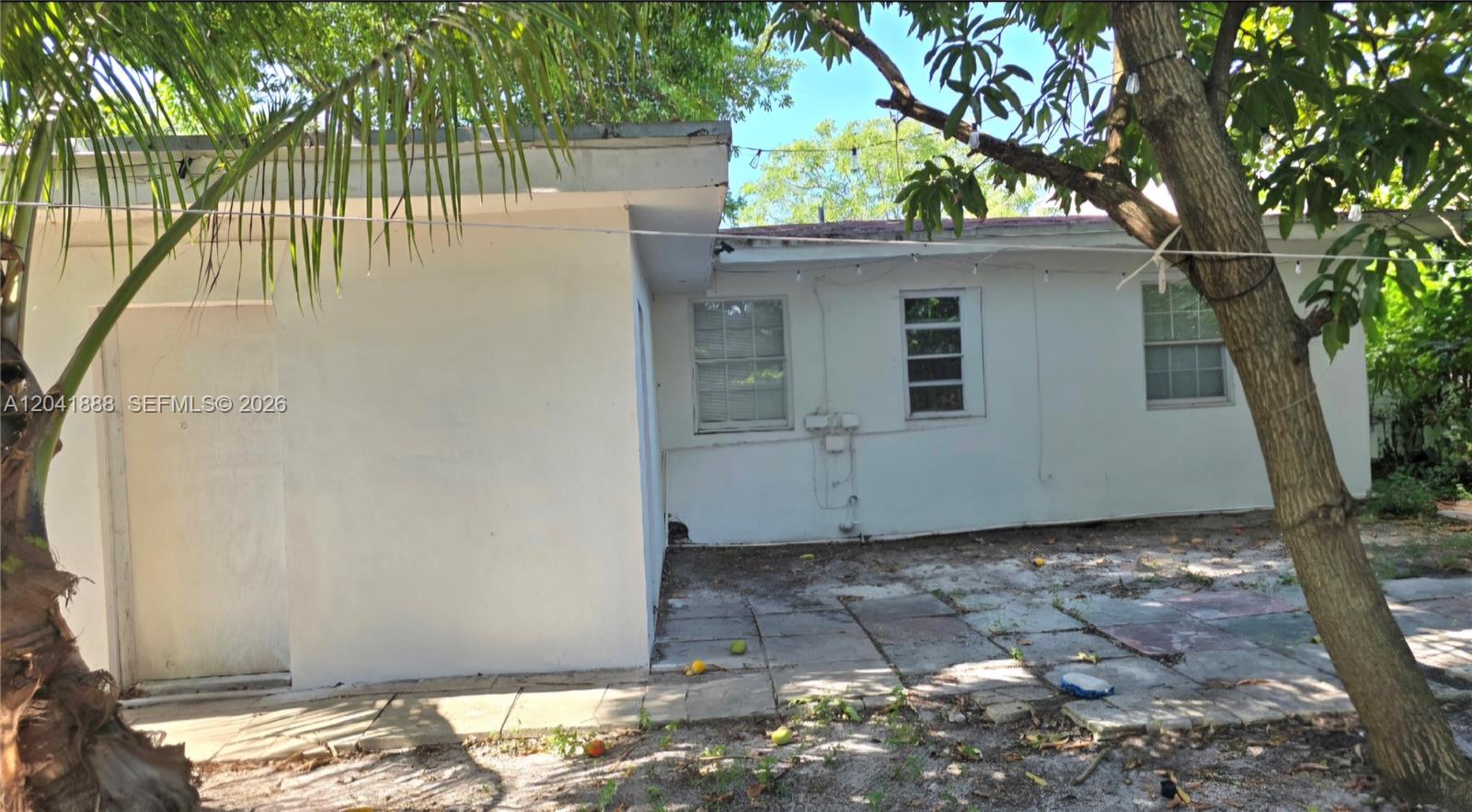 241 Nw 32nd Street Property Photo 7
