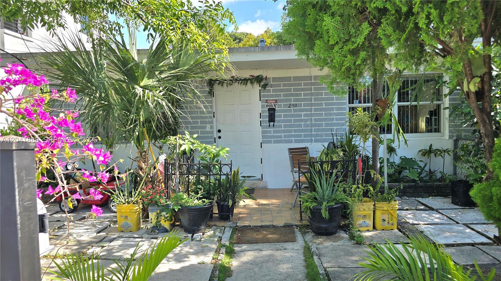 241 Nw 32nd Street Property Photo 10