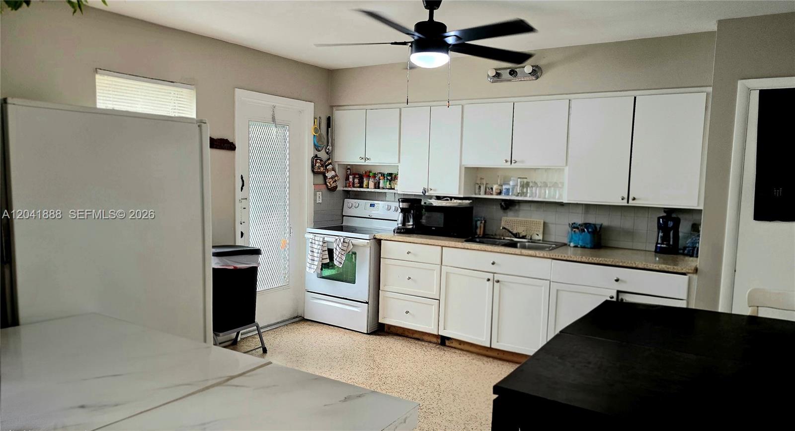 241 Nw 32nd Street Property Photo 12
