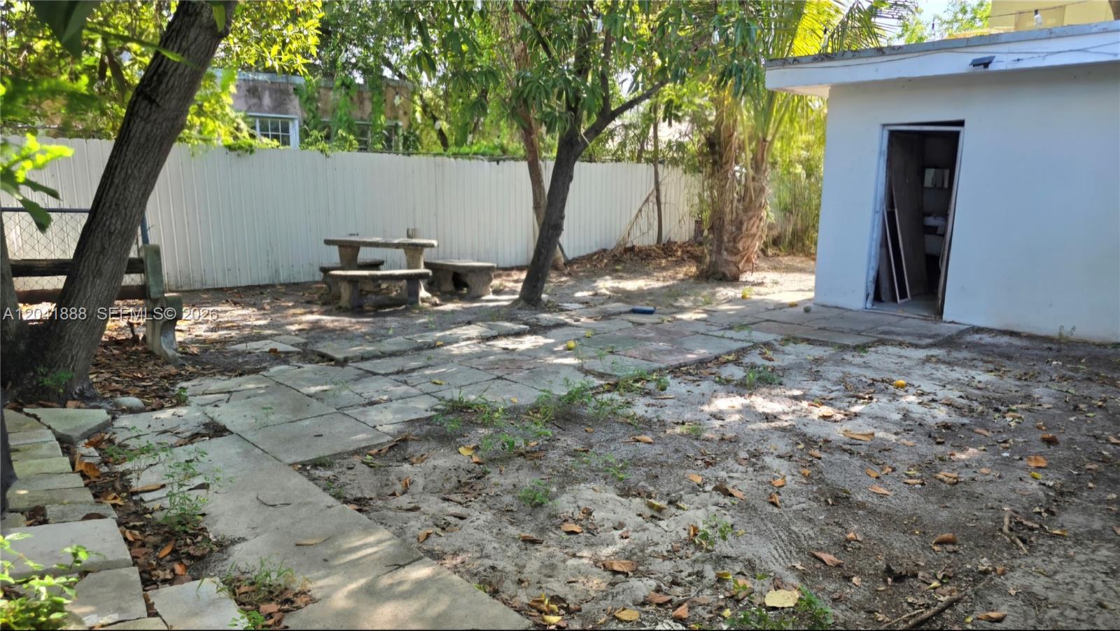 241 Nw 32nd Street Property Photo 20