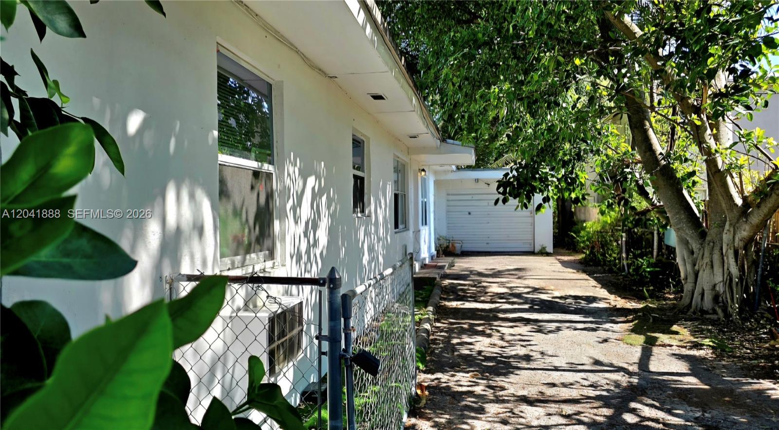 241 Nw 32nd Street Property Photo 37