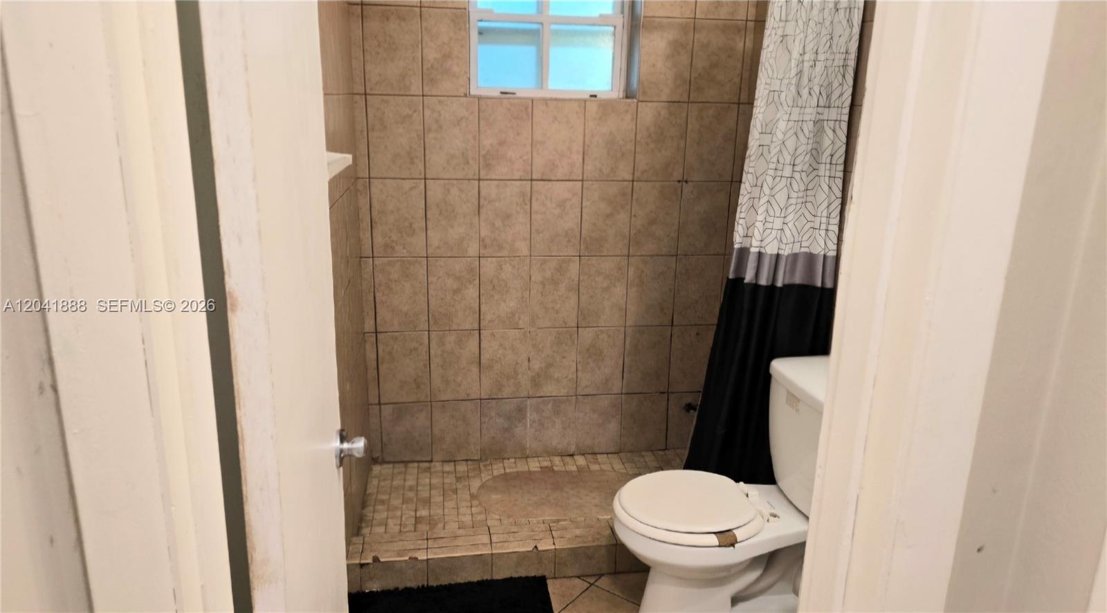 241 Nw 32nd Street Property Photo 47