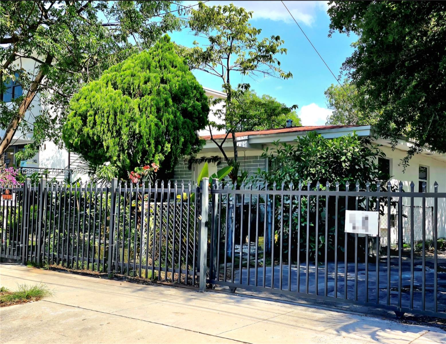 241 Nw 32nd Street Property Photo 54