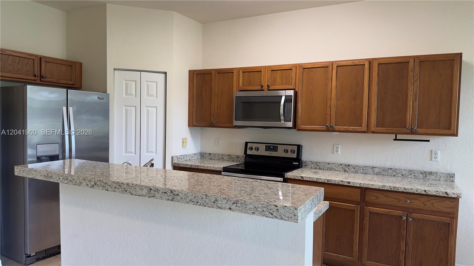 3042 Grandiflora Drive Property Photo 3