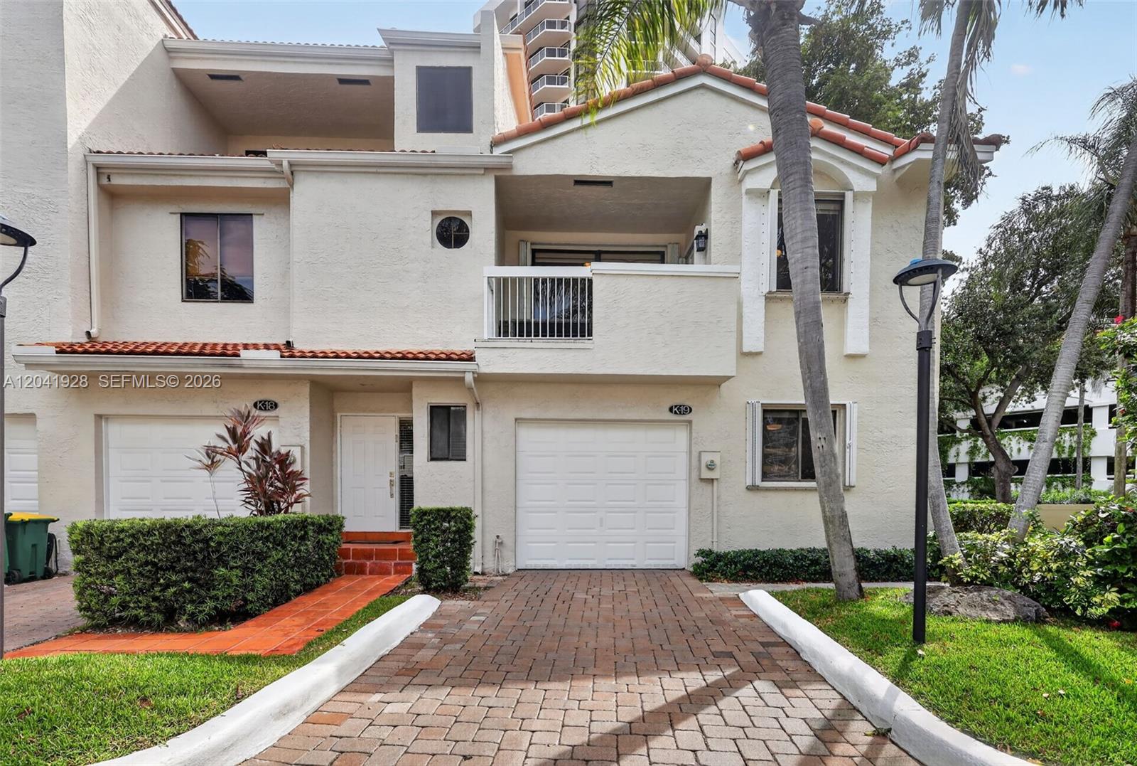 21391 Marina Cove Circle 19-k Property Photo 1