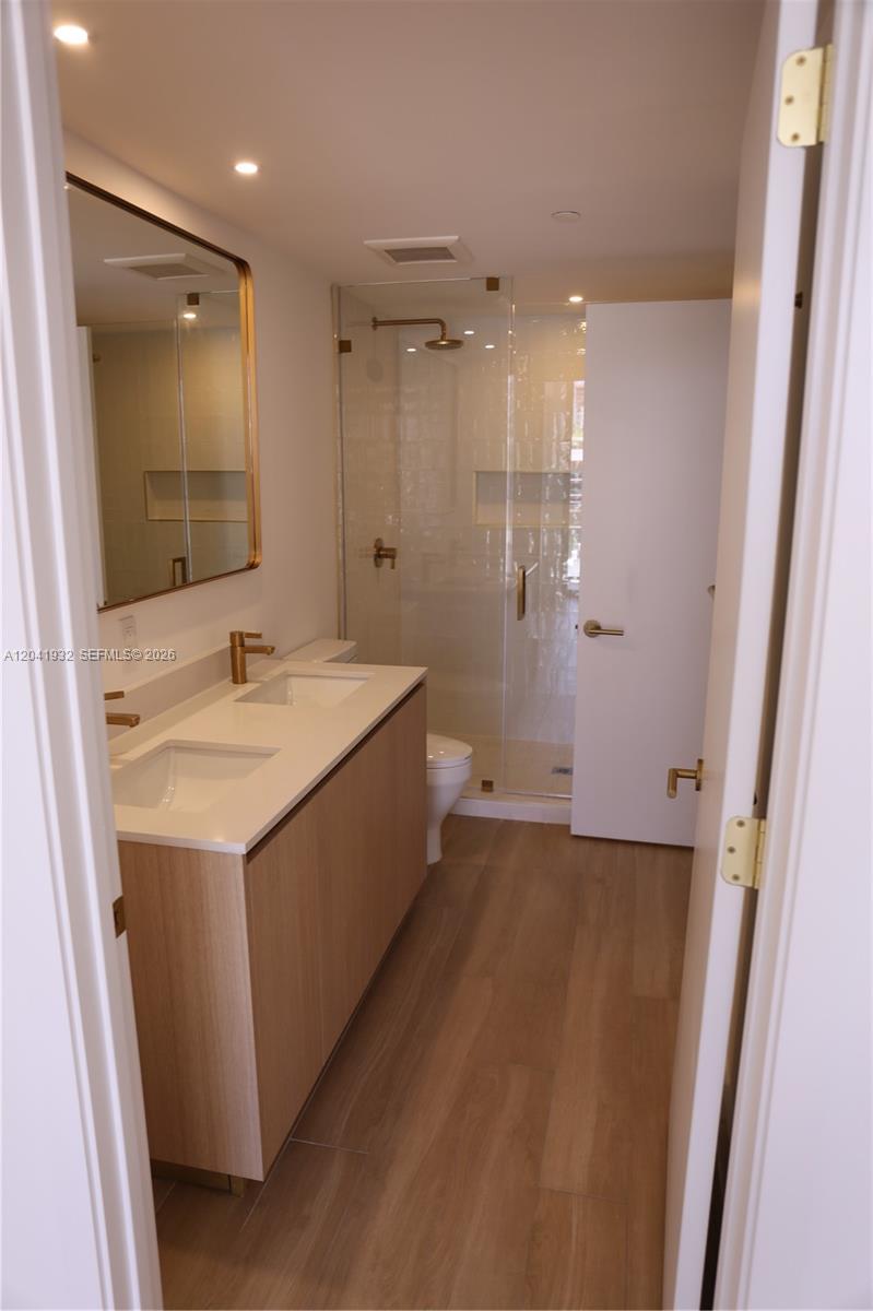 90 Ne 32nd Street 802 Property Photo 18