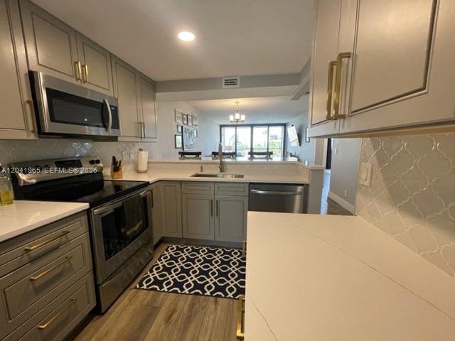 17 Royal Palm Way 302 Property Photo 13