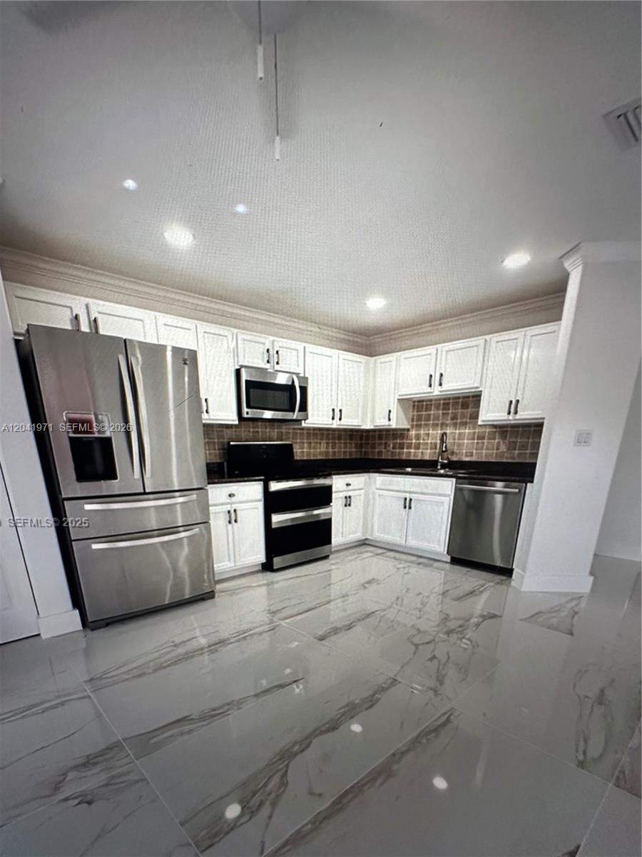7001 Sw 164th Court 0 Property Photo 8