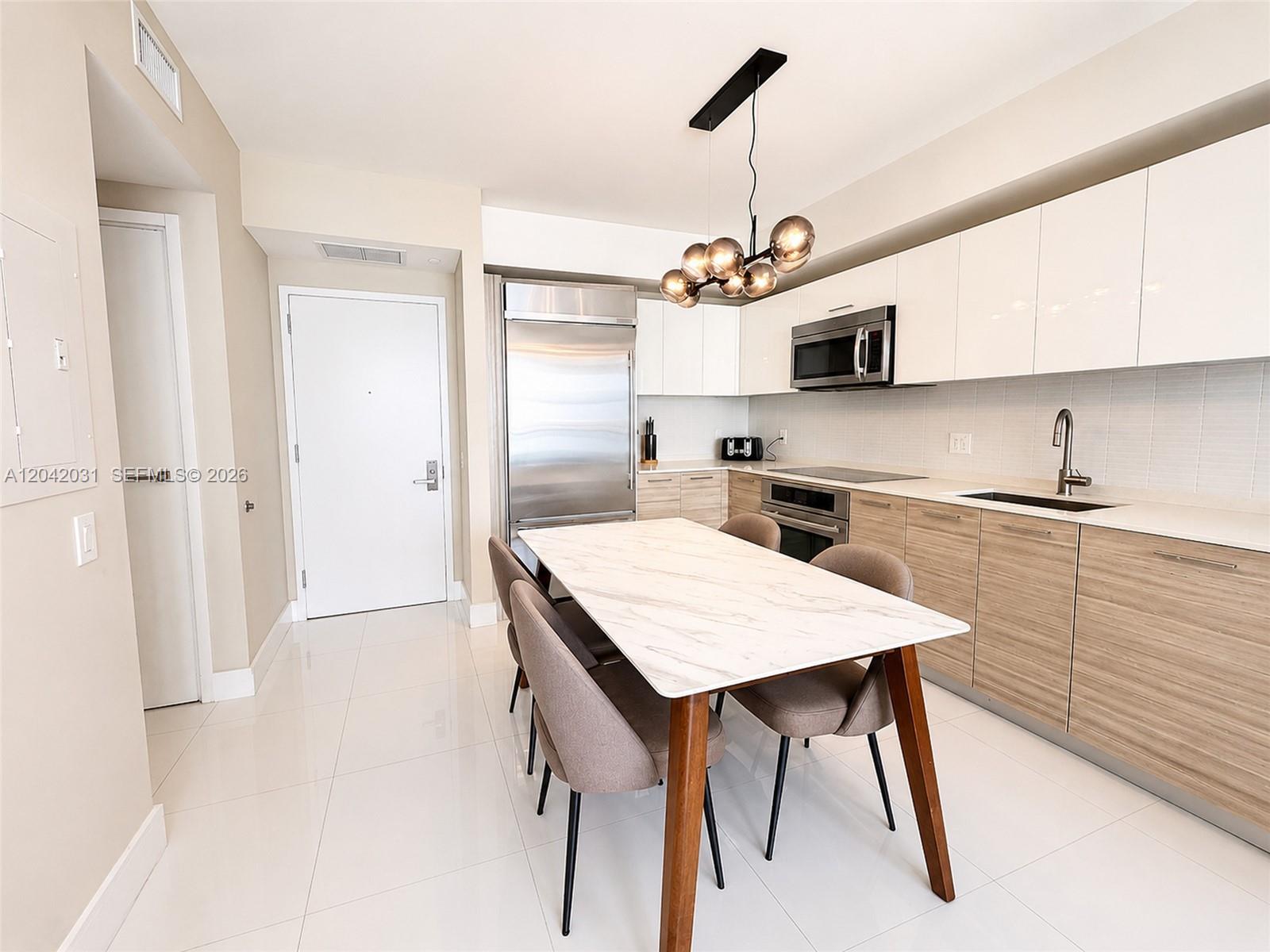 1300 Brickell Bay Drive 2307 Property Photo 4