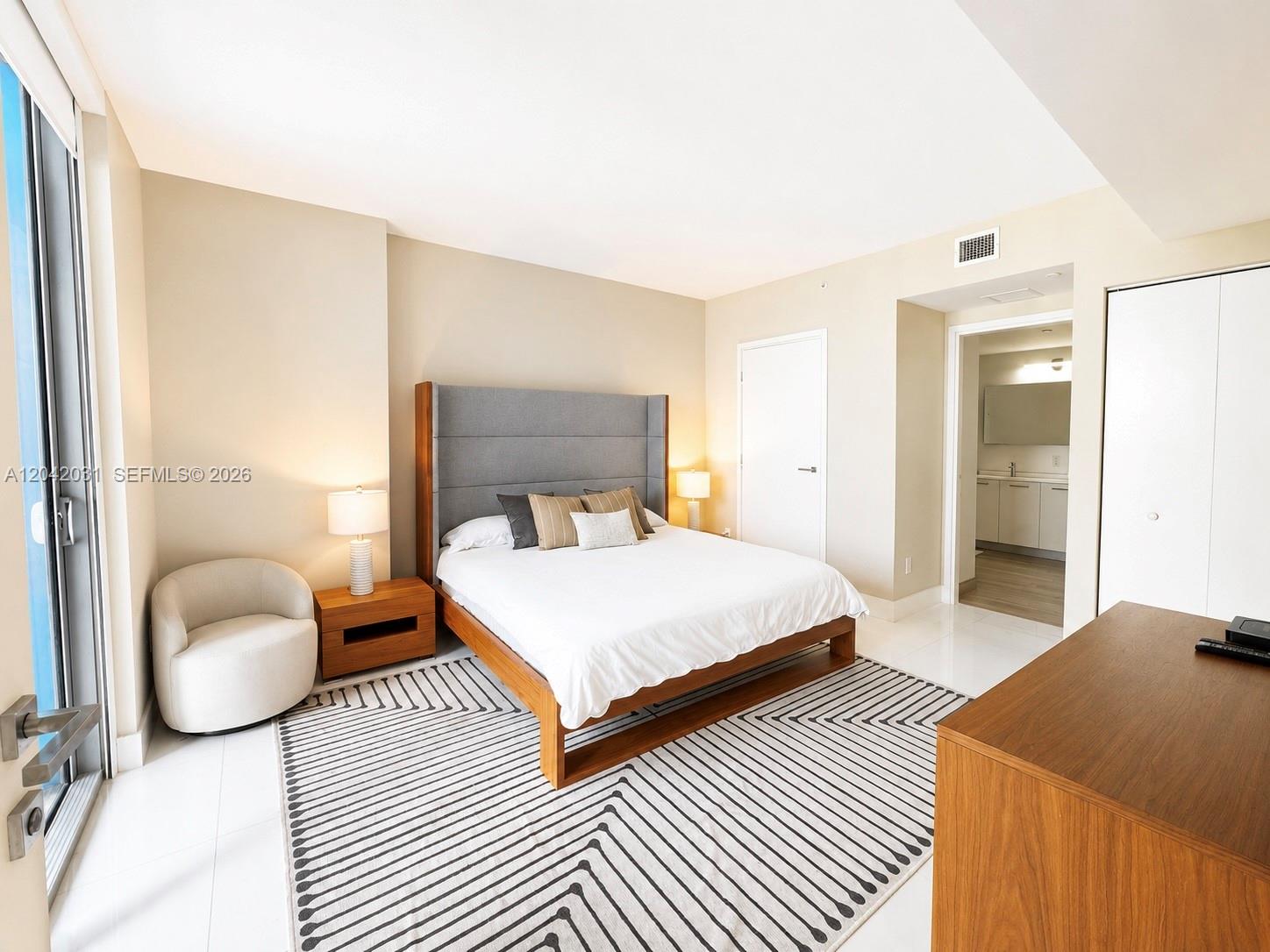 1300 Brickell Bay Drive 2307 Property Photo 7