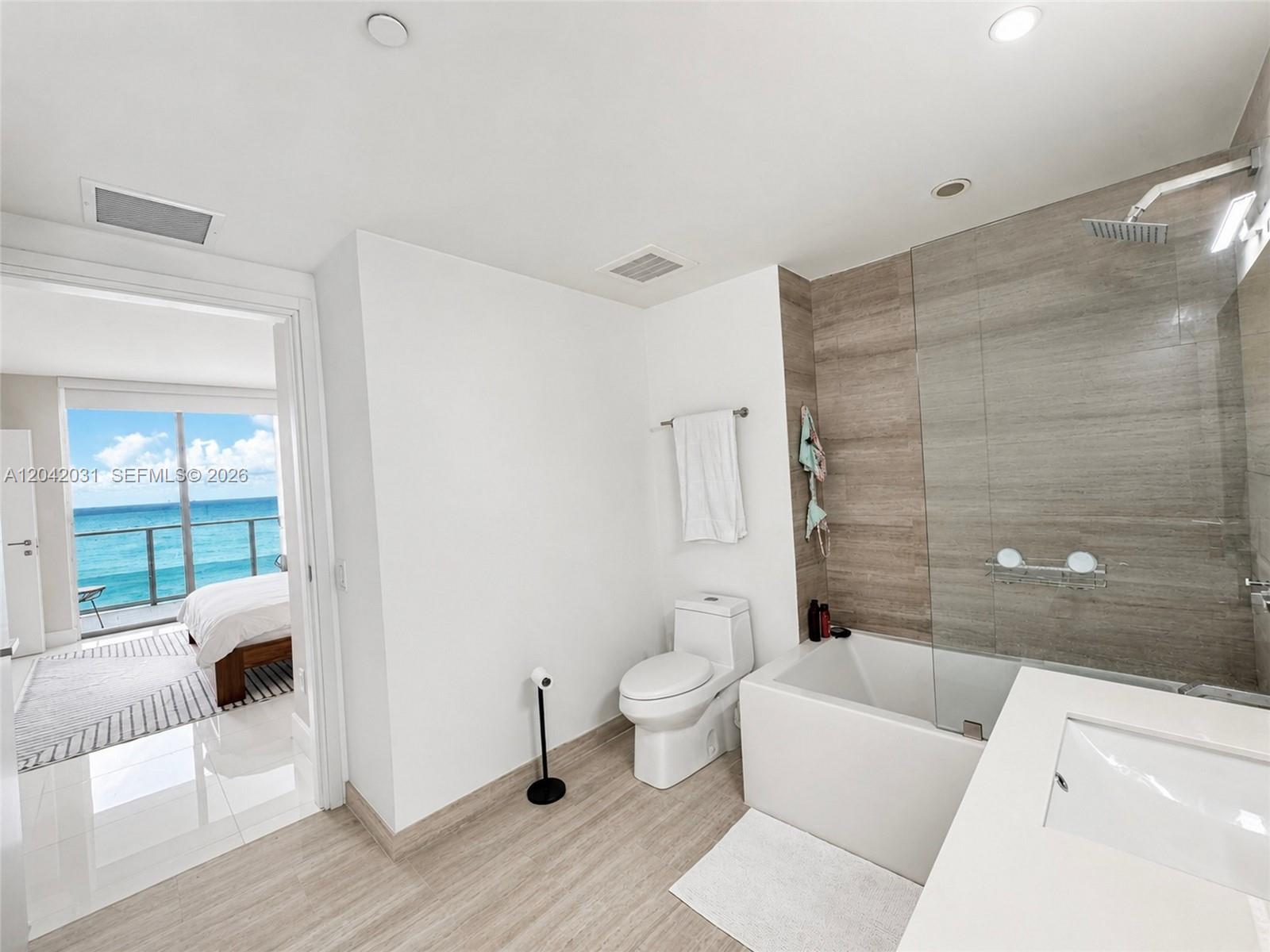 1300 Brickell Bay Drive 2307 Property Photo 12