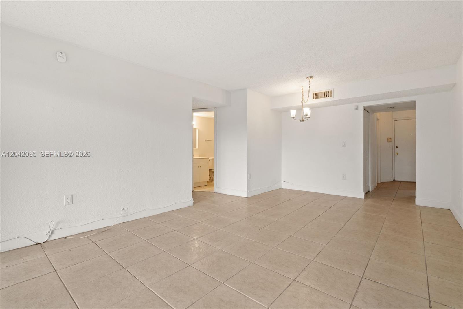 4215 N University Drive 305 Property Photo 7