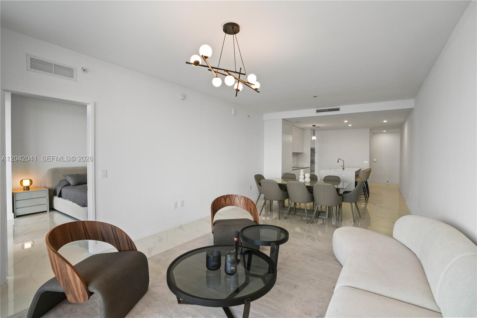700 Ne 24 3905 Property Photo 12