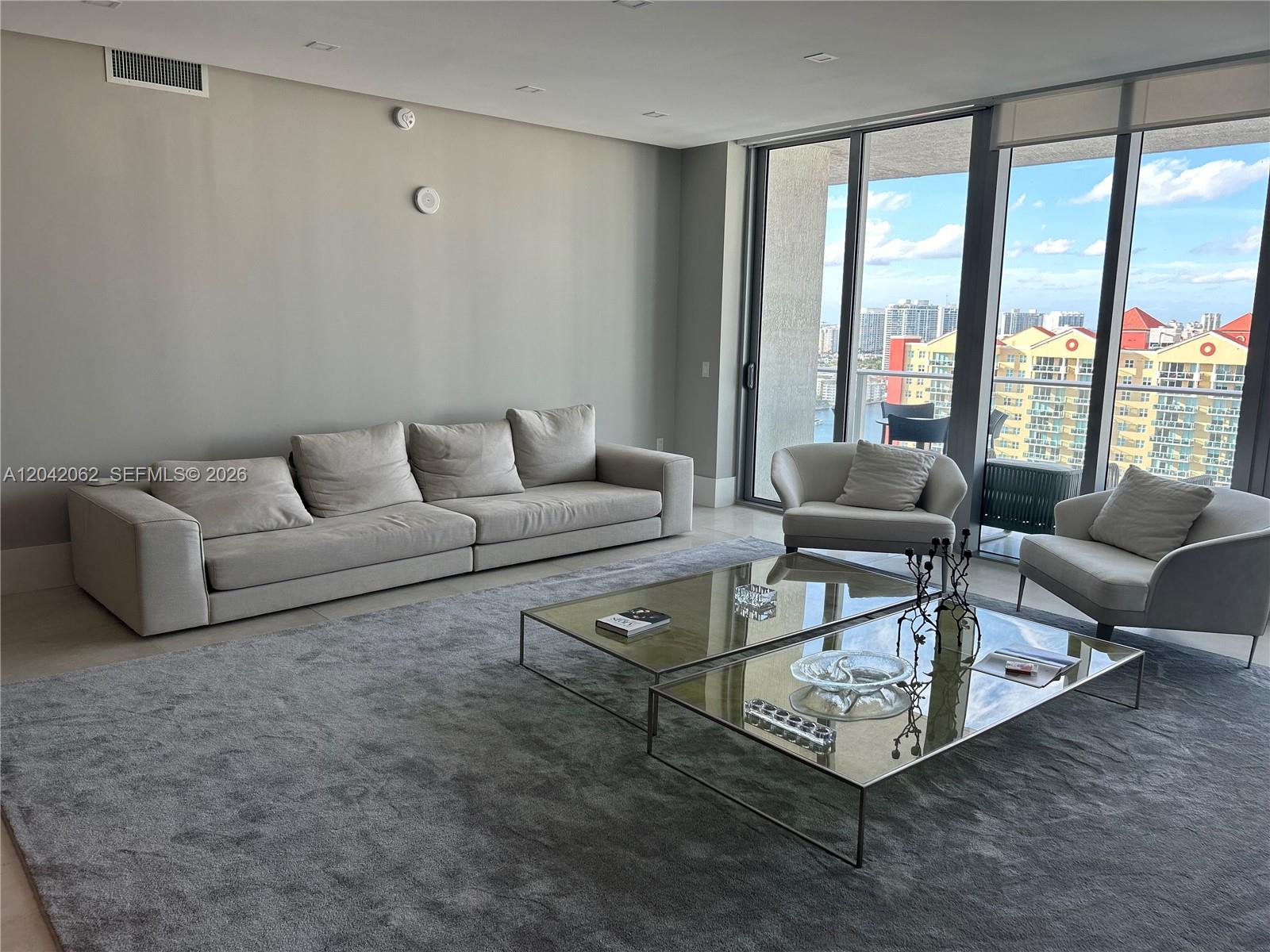 330 Sunny Isles Boulevard 5-2503 Property Photo 4