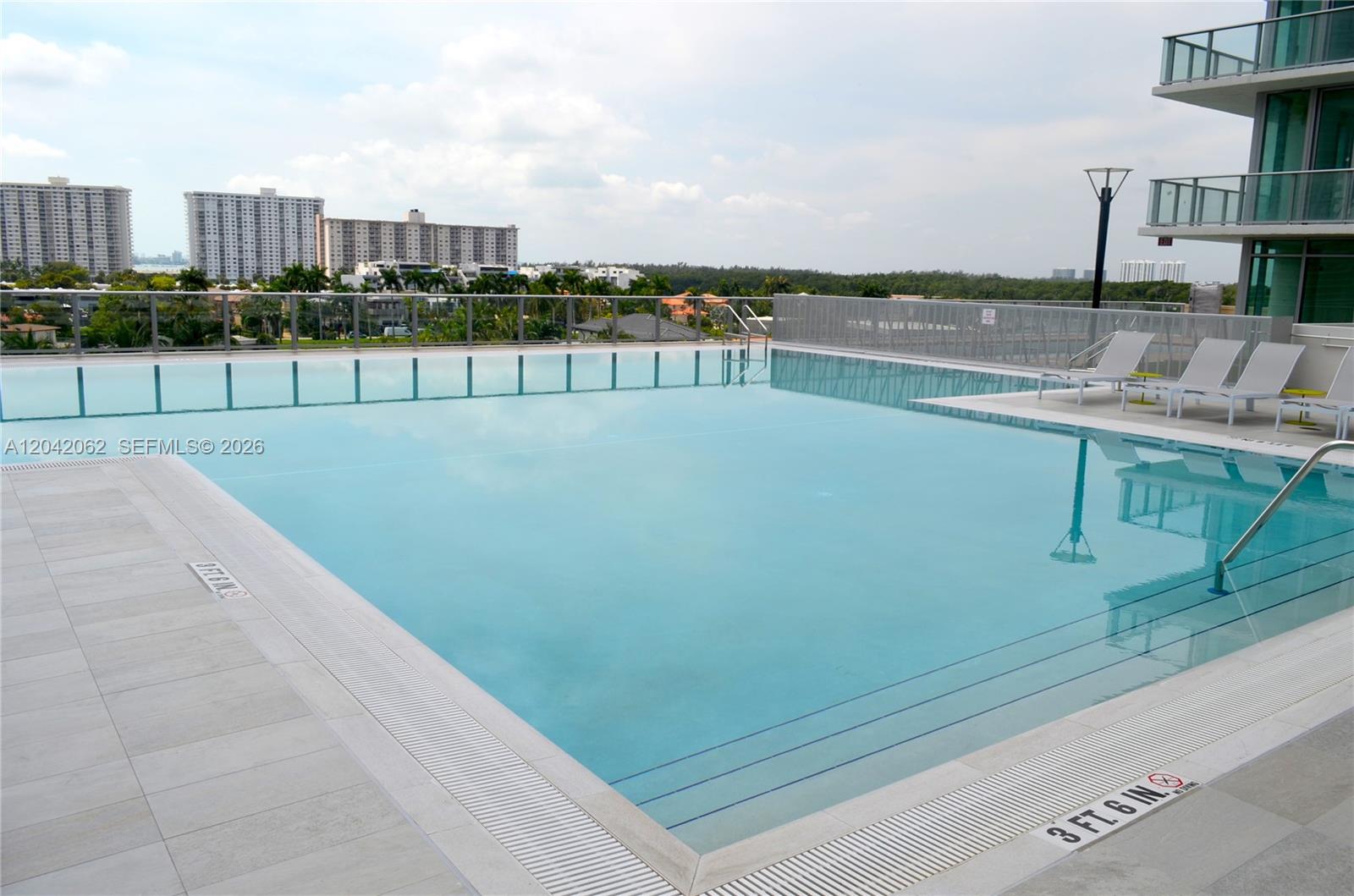 330 Sunny Isles Boulevard 5-2503 Property Photo 40