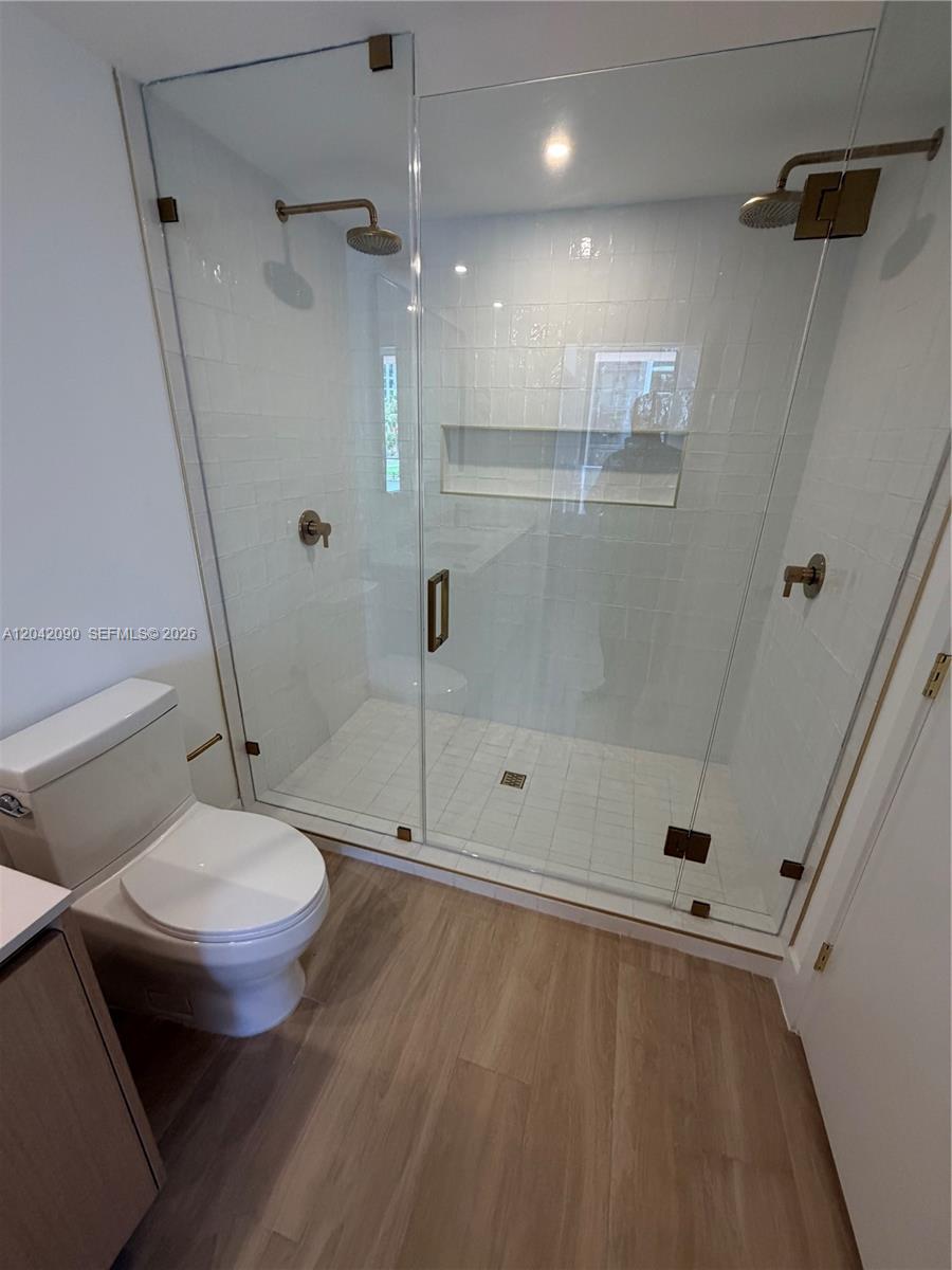90 Ne 32nd Street 706 Property Photo 8