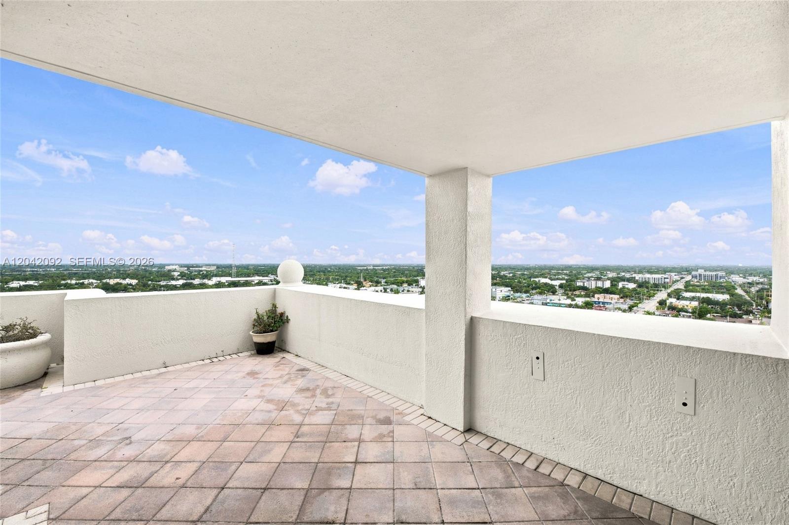 610 W Las Olas Boulevard 1912n Property Photo 342